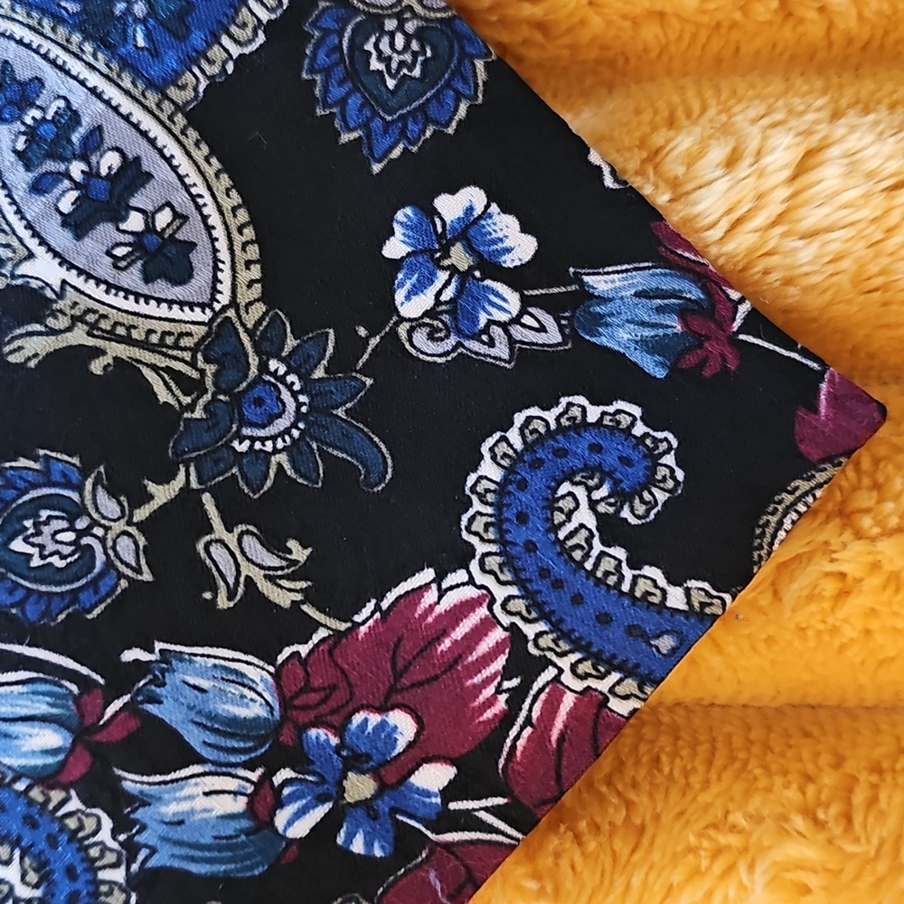 Tie - Picture 7 of 14